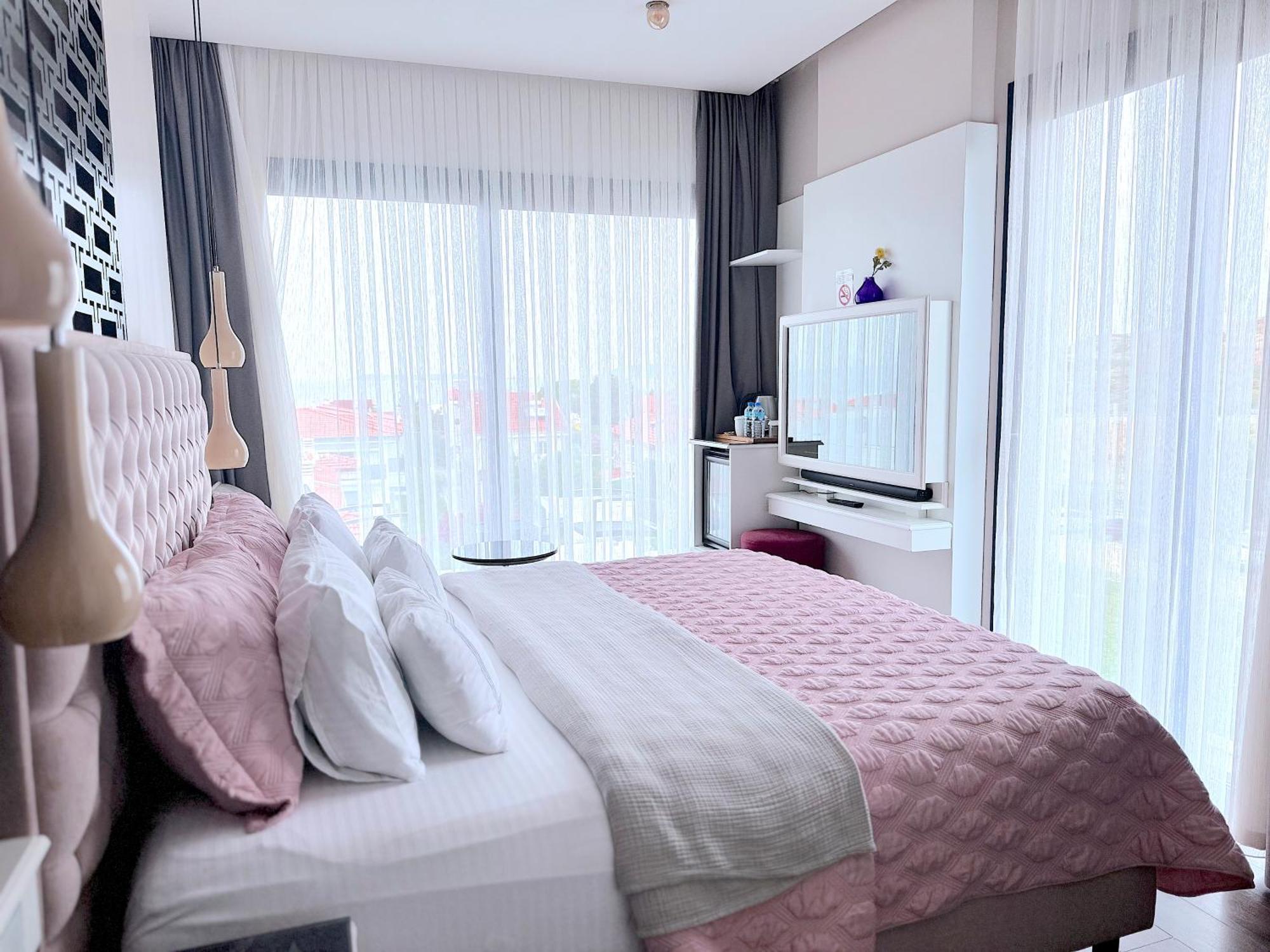 Ferush Boutique Hotel Urla Exterior photo